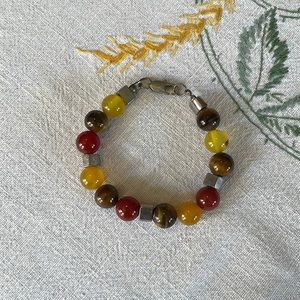 Vintage mookaite beaded bracelet